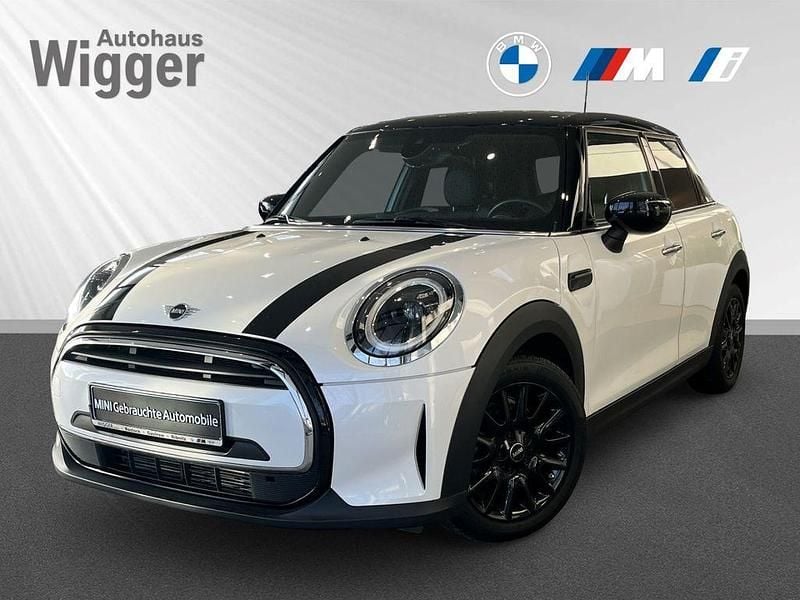 Gebraucht Mini Cooper Classic 136 PS (100 kW) 2023 Weiss Kleinwagen