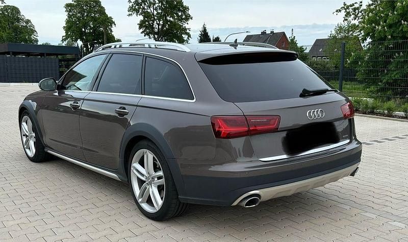 Braun Gebraucht 2016 Audi A6 Allroad Ambiente Kombi | 24.500 € (Fairer Preis) - Bild 1/4