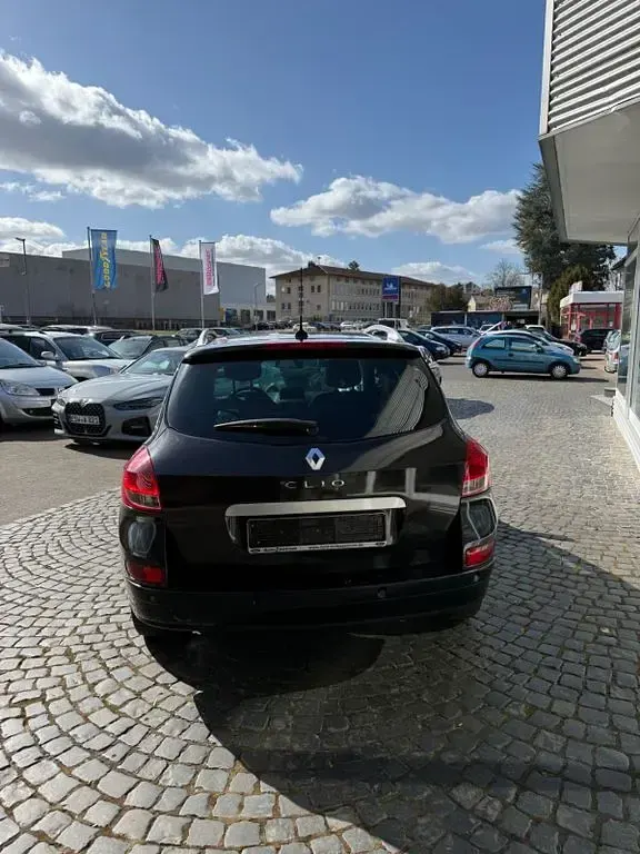 Gebraucht Renault Clio Luxe 86 PS (63 kW) 2010 Schwarz Limousine