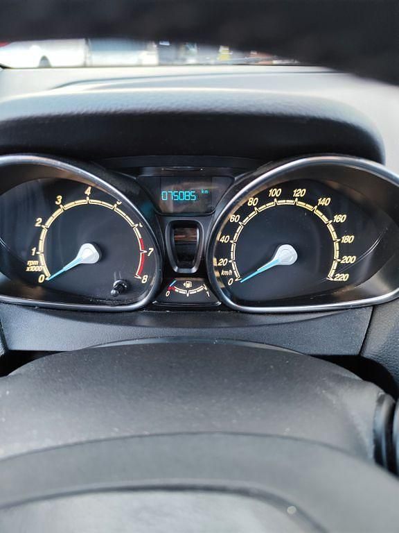 Gebraucht Ford B-MAX Trend 101 PS (74 kW) 2015 Blau Van / Kleinbus