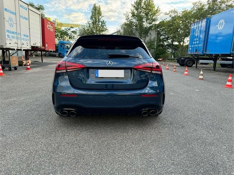 Gebraucht Mercedes A45 AMG AMG 387 PS (284 kW) 2021 Blau Kleinwagen
