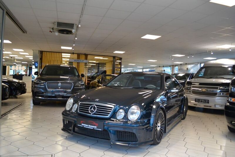 Smaragdschwarz metallic Gebraucht 2000 Mercedes CLK320 Coupé | 7.900 € - Bild 1/4