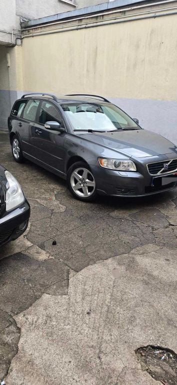 Schwarz Gebraucht 2008 Volvo V50 Kombi | 2.300 € (Guter Preis) - Bild 1/4