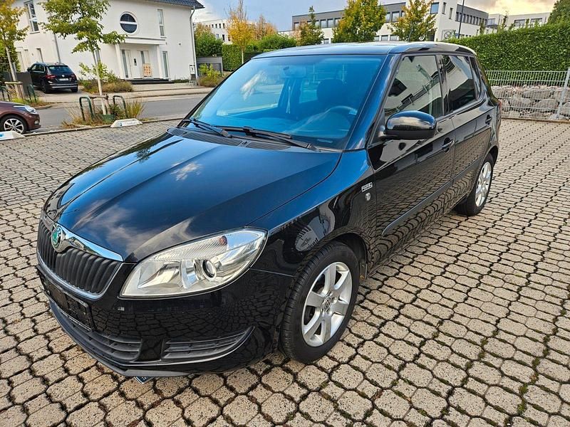 Schwarz Gebraucht 2012 Skoda Fabia Kleinwagen | 4.950 € (Fairer Preis) - Bild 1/4