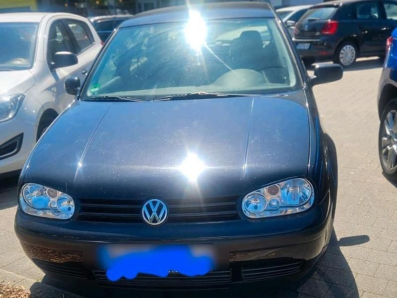Schwarz Gebraucht 1999 VW Golf IV Kleinwagen | 300 € (Superpreis) - Bild 1/4