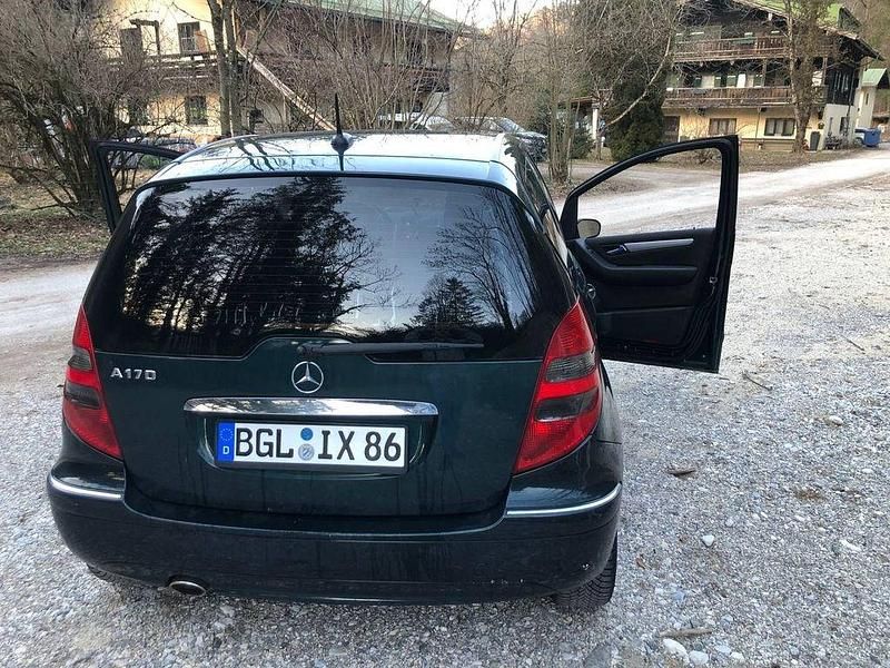 Gebraucht Mercedes A170 116 PS (85 kW) 2004 Grün Van / Kleinbus
