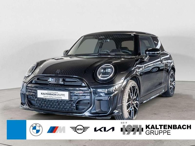 Gebraucht Mini John Cooper Works 204 PS (150 kW) 2024 Schwarz Kleinwagen