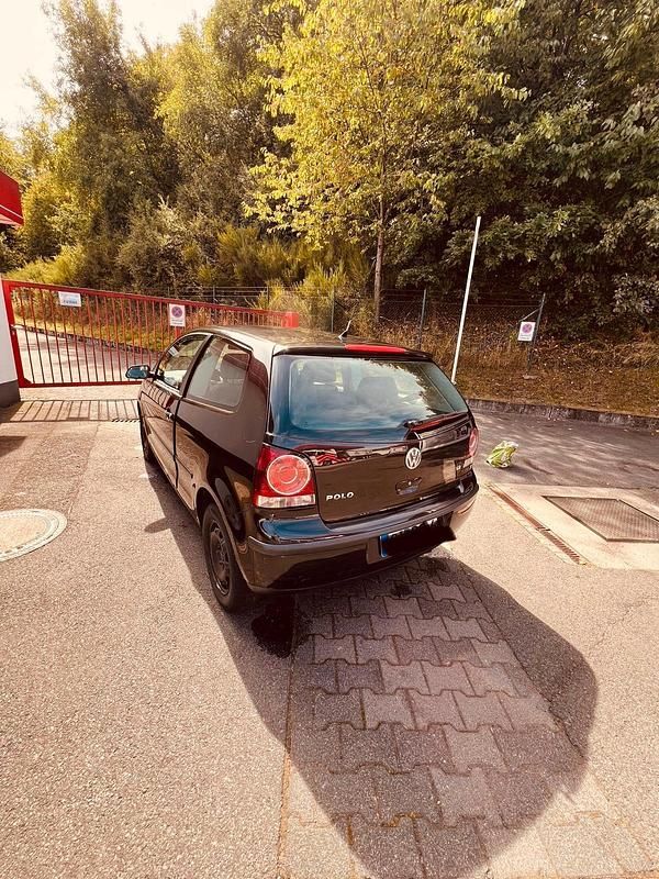 Gebraucht VW Polo 54 PS (39 kW) 2005 Schwarz Kleinwagen