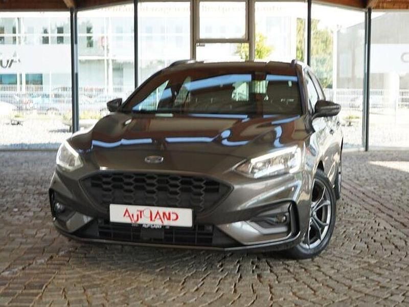 Grau Gebraucht 2019 Ford Focus ST-Line | 12.990 € (Superpreis) - Bild 1/4