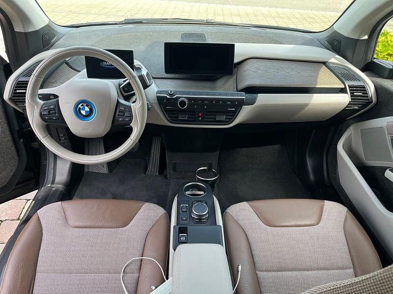 Blau Gebraucht 2019 BMW i3 Kleinwagen | 20.200 € (Etwas zu teuer) - Bild 1/4