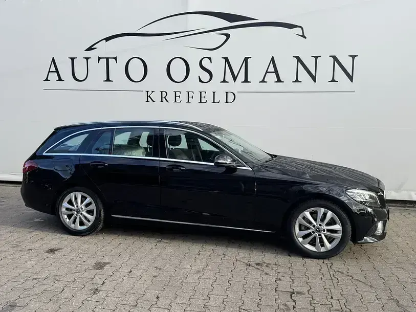 Gebraucht Mercedes C200 Avantgarde 184 PS (135 kW) 2019 Schwarz Kombi