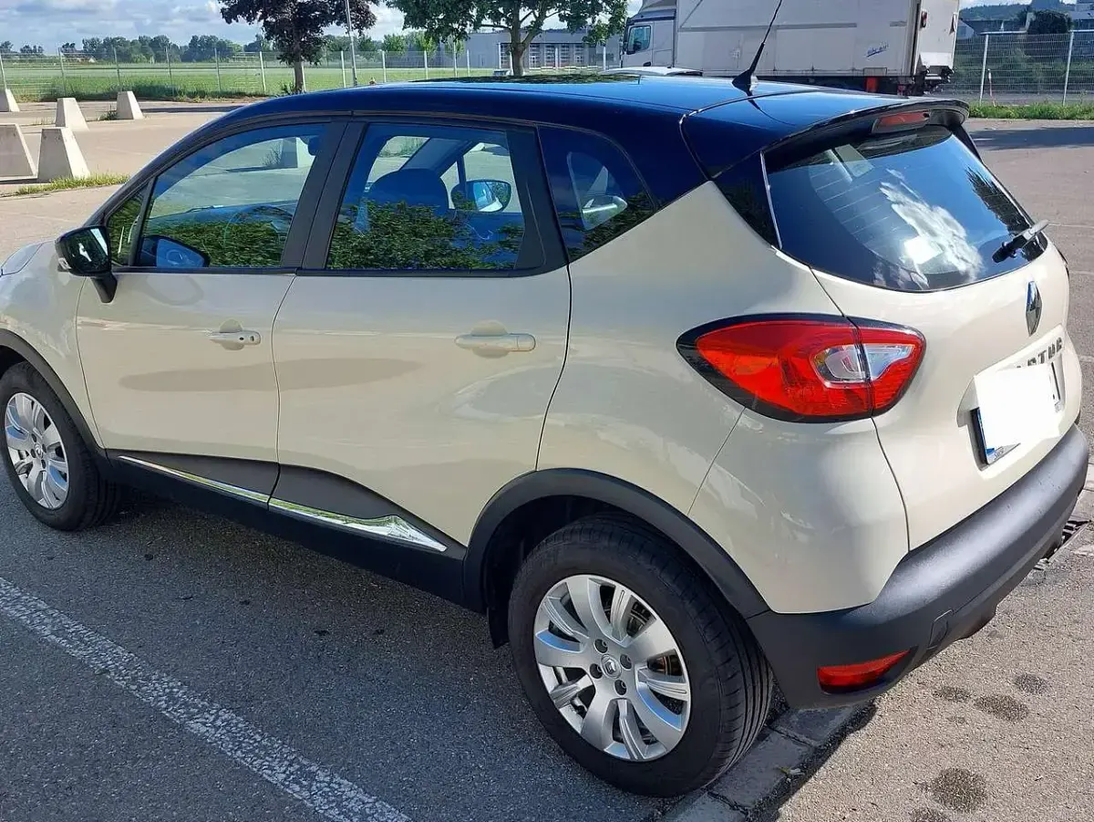 Gebraucht Renault Captur Experience 118 PS (86 kW) 2017 Gelb SUV
