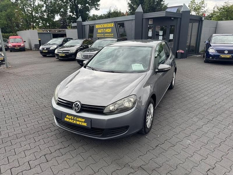 Grau Gebraucht 2009 VW Golf VI Trendline Coupé | 5.500 € (Fairer Preis) - Bild 1/4