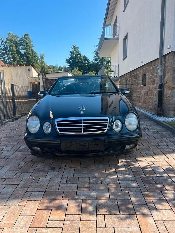 Gebraucht 2002 Mercedes CLK230 Cabrio | 4.000 € (Guter Preis) - Bild 1/4