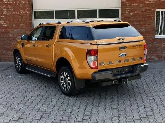 Gebraucht Ford Ranger Wildtrack 213 PS (156 kW) 2021 Orange Pickup