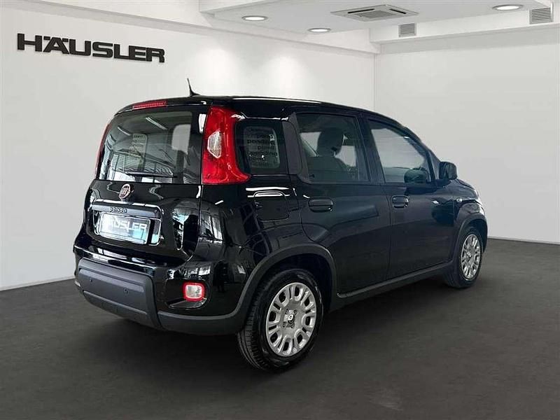 Gebraucht Fiat Panda 69 PS (50 kW) 2024 Cinema schwarz Kleinwagen
