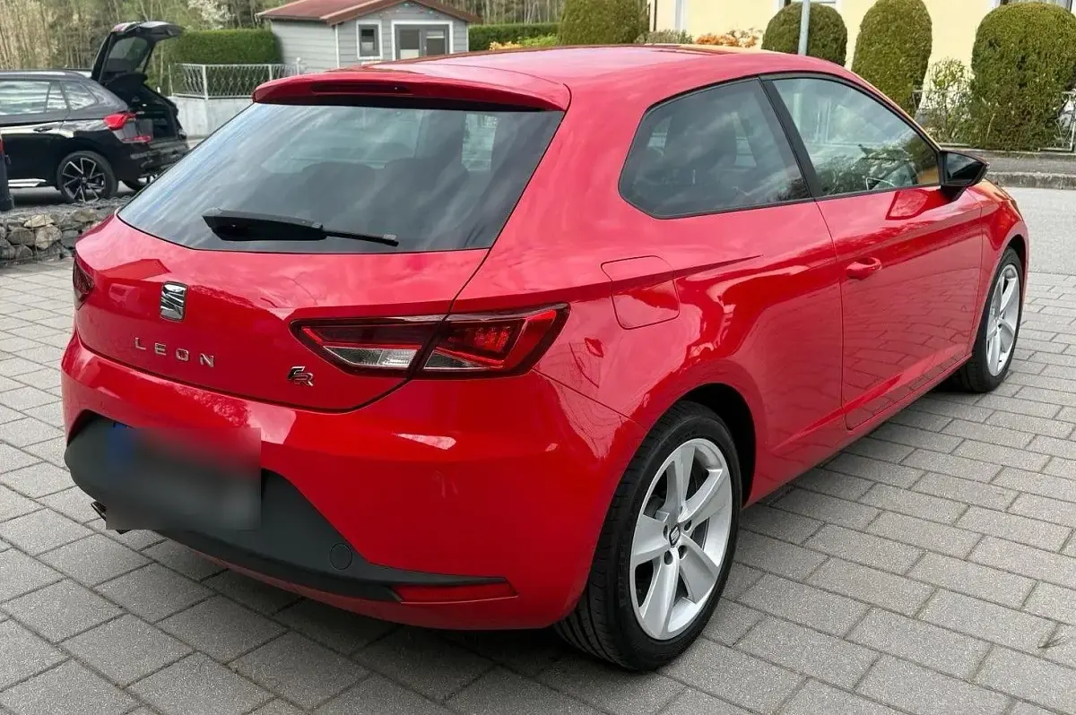 Usata Seat Leon FR 122 CV (89 kW) 2013 Rosso Coupé