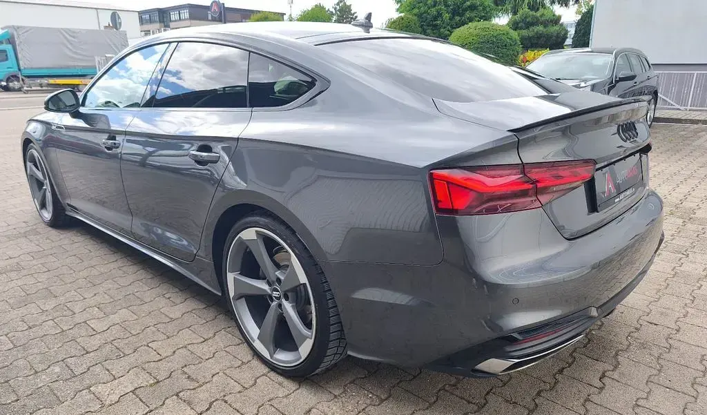 Gebraucht Audi A5 Sportback Edition .1 190 PS (139 kW) 2020 Grau Kleinwagen