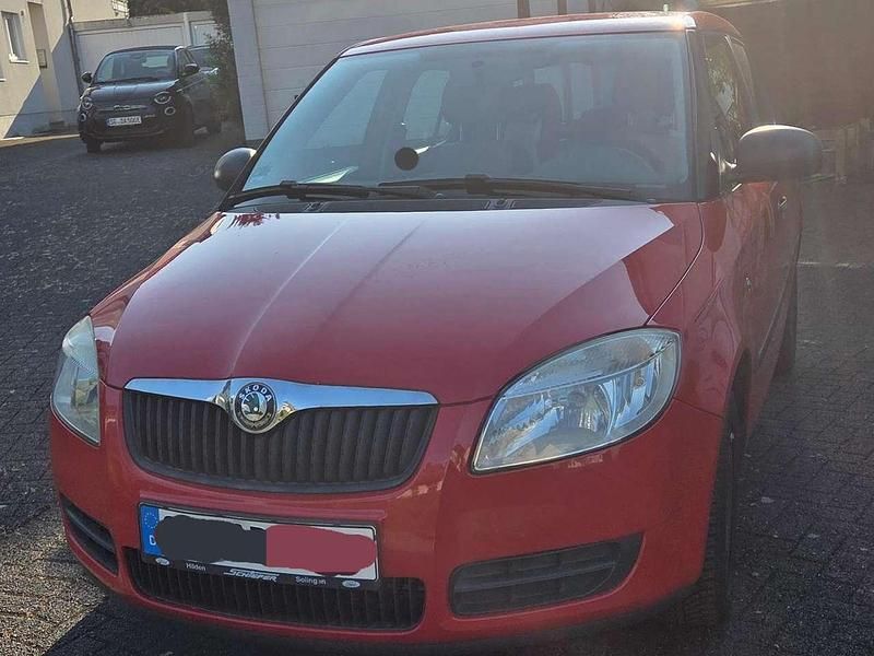 Gebraucht Skoda Fabia Classic 60 PS (44 kW) 2010 Rot Limousine