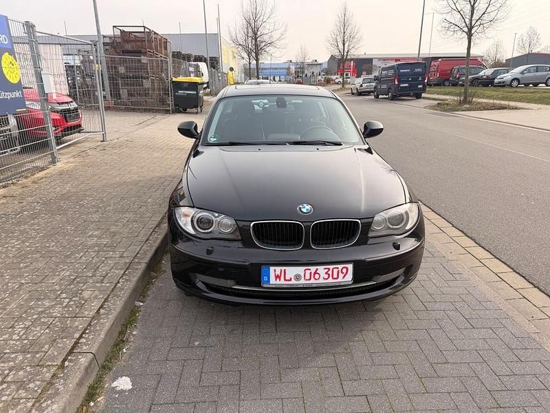 Gebraucht BMW 118 Efficient Dynamics 143 PS (105 kW) 2010 Schwarz Kleinwagen