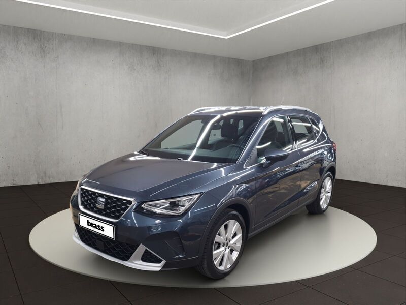 Magnetic grau metallic Gebraucht 2023 Seat Arona Xperience SUV | 20.750 € (Fairer Preis) - Bild 1/4