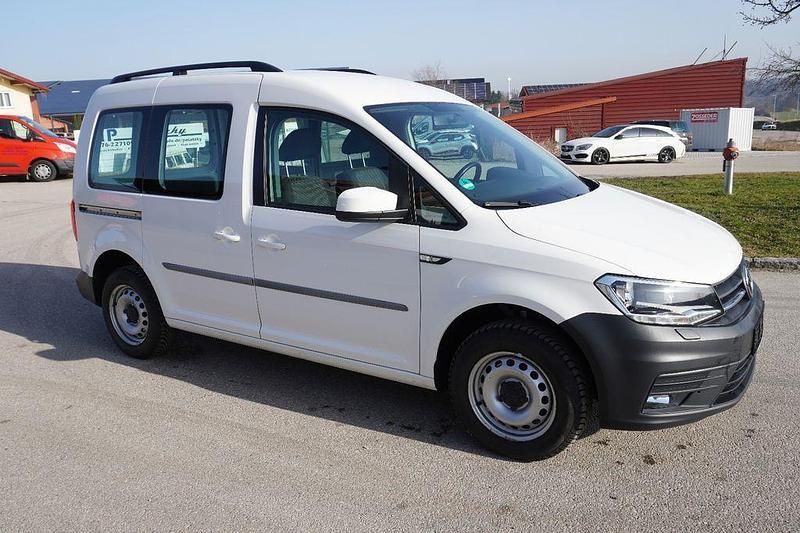 Gebraucht VW Caddy 110 PS (80 kW) 2019 Weiß Van / Kleinbus