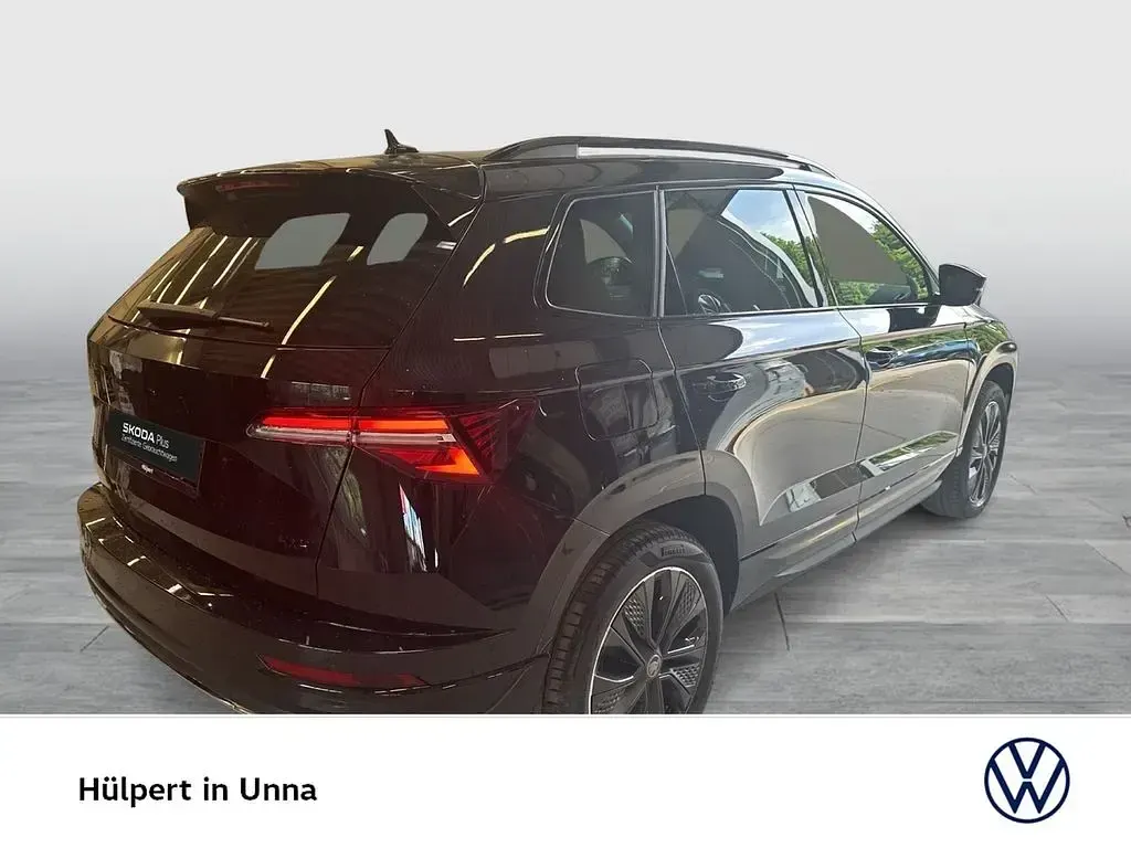Neu Skoda Karoq SportLine 190 PS (139 kW) 2026 Steelgrau SUV