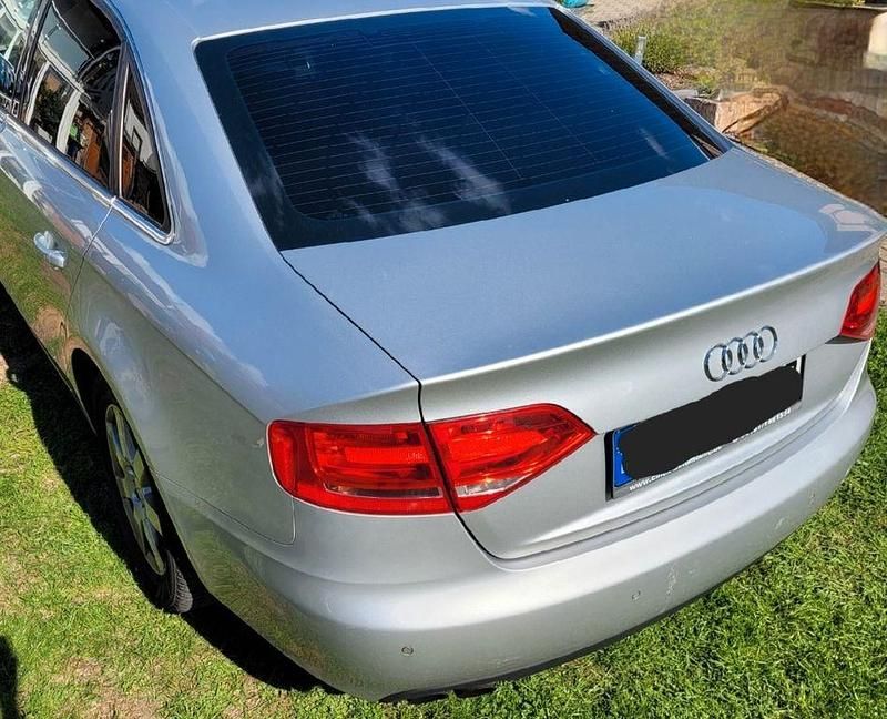 Gebraucht Audi A4 Ambiente 160 PS (117 kW) 2008 Silber Limousine