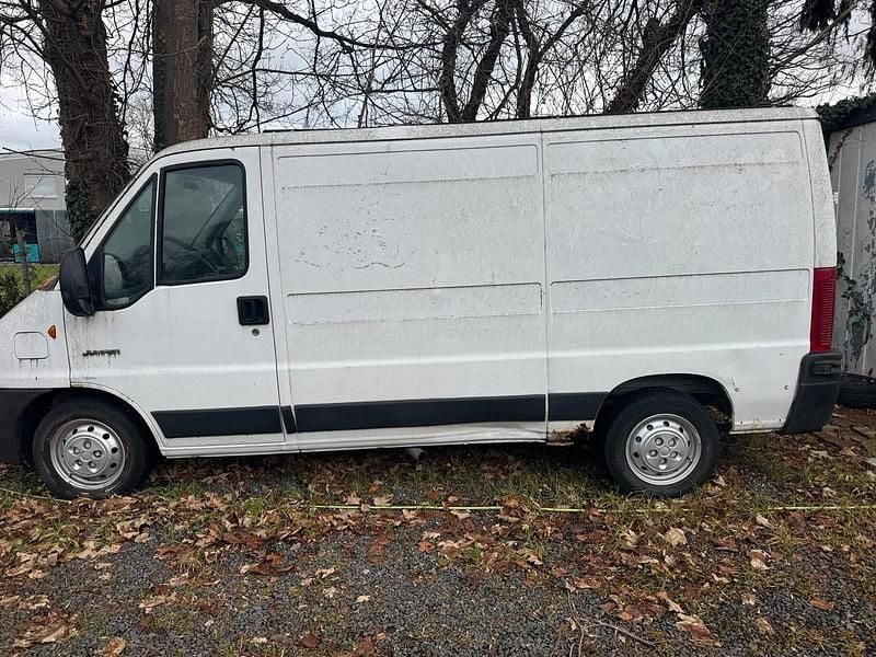 Weiß Gebraucht 2005 Citroën Jumper Van / Kleinbus | 1.300 € - Bild 1/3