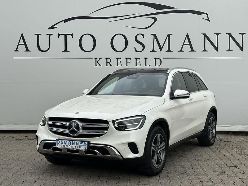 Diamantweiss metalliclack Gebraucht 2020 Mercedes GLC400d SUV | 35.950 € (Superpreis) - Bild 1/4