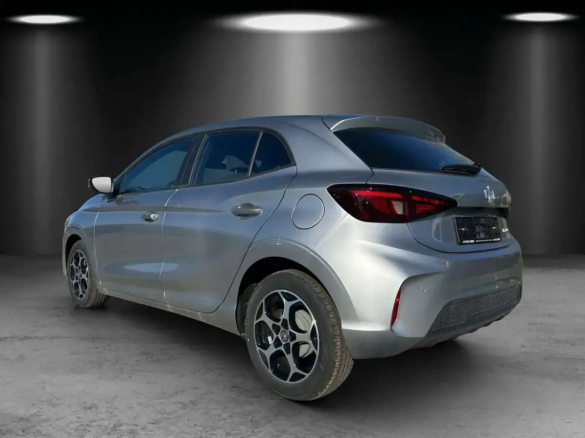Gebraucht MG MG3 Comfort 116 PS (85 kW) 2026 Cosmic silver Kleinwagen