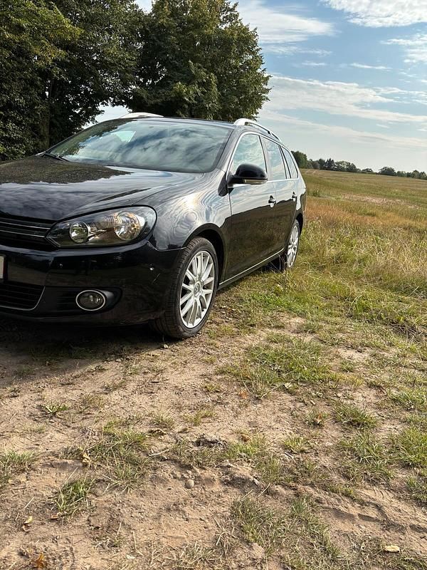 Gebraucht VW Golf V 140 PS (102 kW) 2009 Schwarz Kombi
