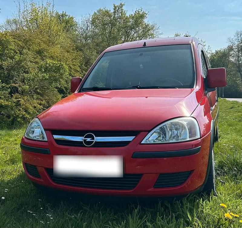 Usata Opel Combo 101 CV (74 kW) 2007 Rosso Monovolume