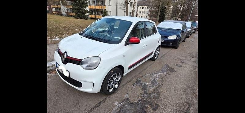 Weiß Gebraucht 2022 Renault Twingo Zen Kleinwagen | 9.500 € (Superpreis) - Bild 1/2