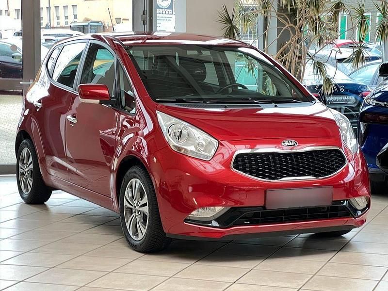 Rot metallic Gebraucht 2016 Kia Venga DREAM-TEAM Edition Kleinwagen | 9.900 € (Fairer Preis) - Bild 1/1