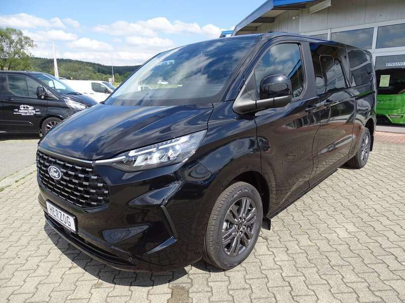 Agateblack Neu 2024 Ford Tourneo Custom Titanium Van / Kleinbus | 54.560 € (Etwas zu teuer) - Bild 1/4