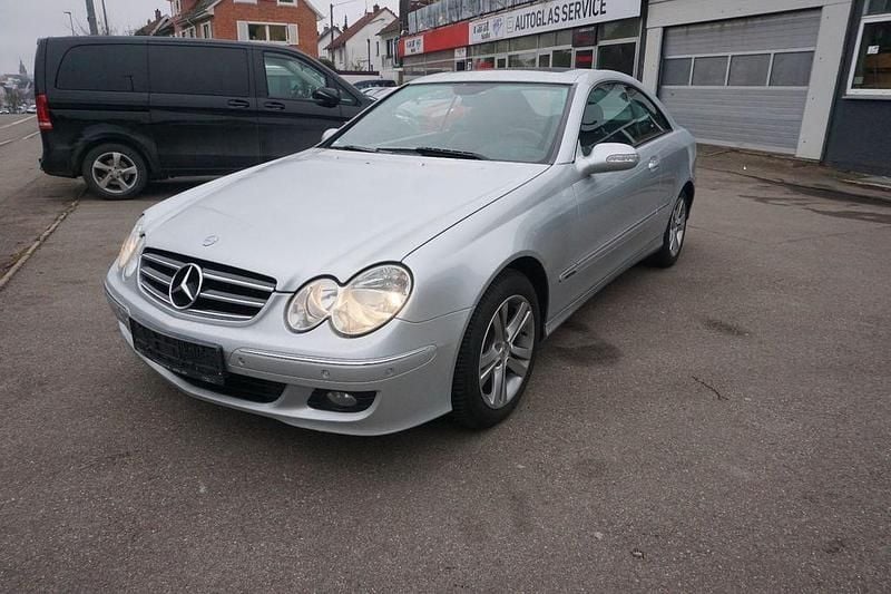 Gebraucht Mercedes CLK200 Avantgarde 163 PS (119 kW) 2007 Silber Coupé