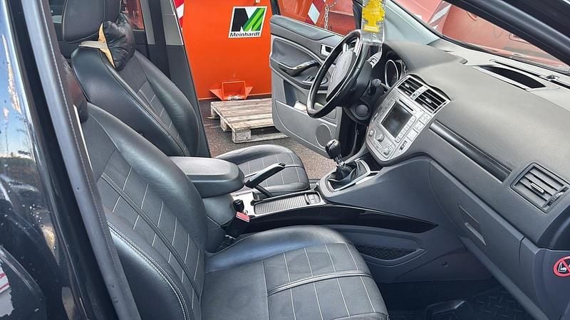 Gebraucht Ford Kuga 140 PS (102 kW) 2012 Schwarz SUV