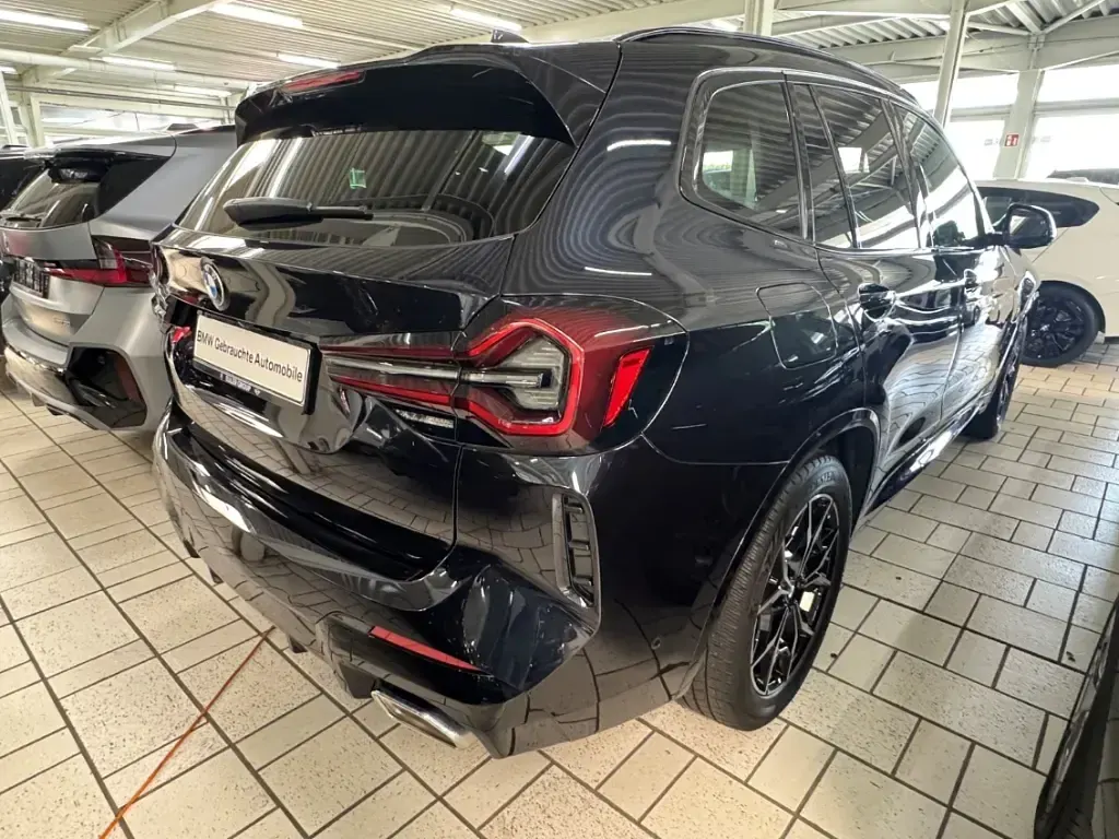 Używany BMW X3 Performance 190 KM (139 kW) 2024 Czarny SUV