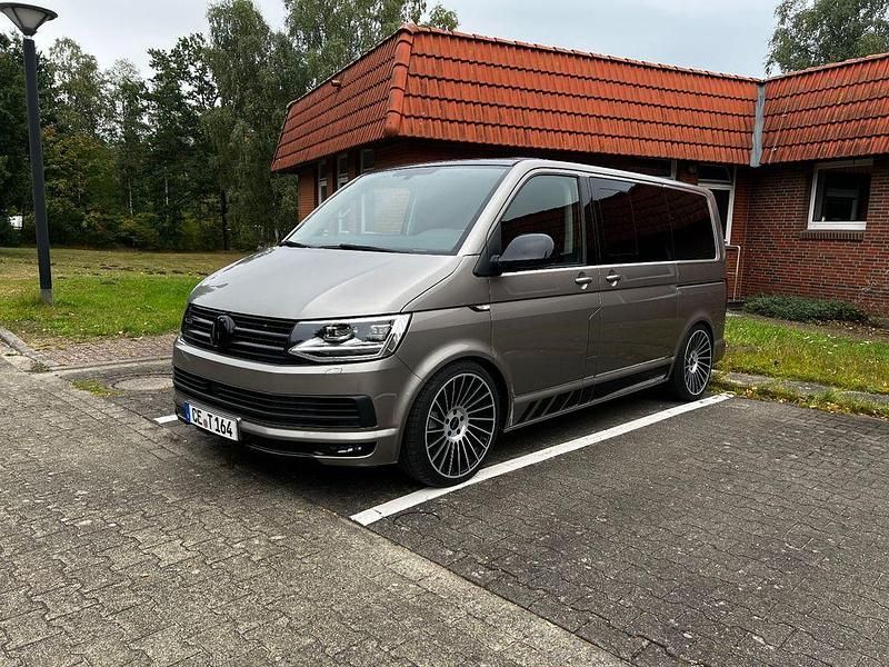 Beige Gebraucht 2017 VW T6 Edition Van | 29.999 € - Bild 1/4