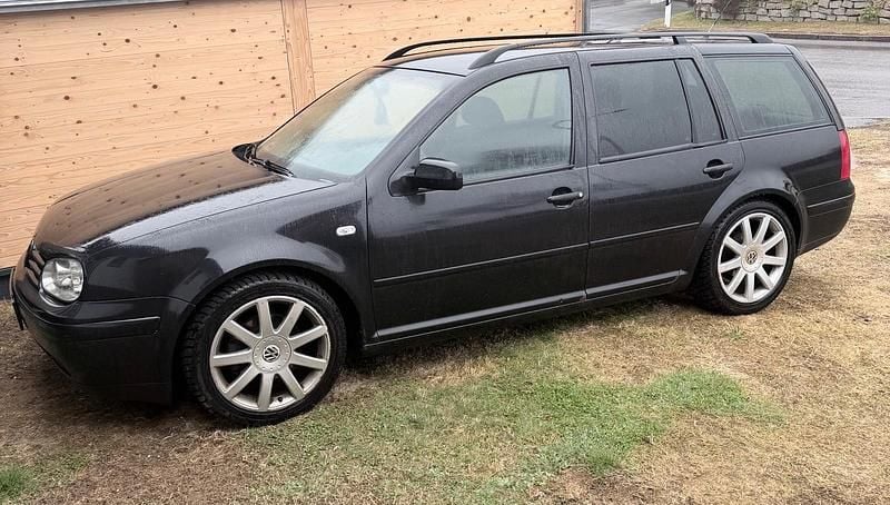 Gebraucht VW Golf IV 101 PS (74 kW) 2004 Schwarz Kombi