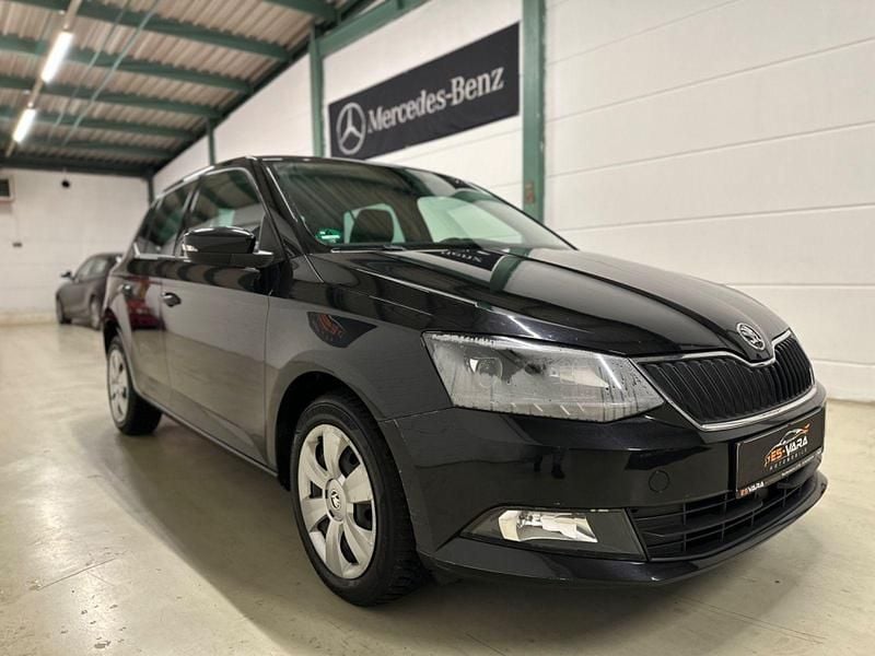 Gebraucht Skoda Fabia Ambition 90 PS (66 kW) 2015 Schwarz Kleinwagen