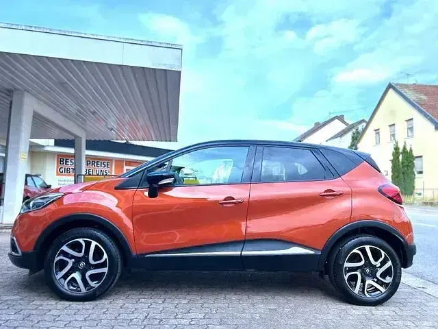 Gebraucht Renault Captur 118 PS (86 kW) 2016 Orange SUV