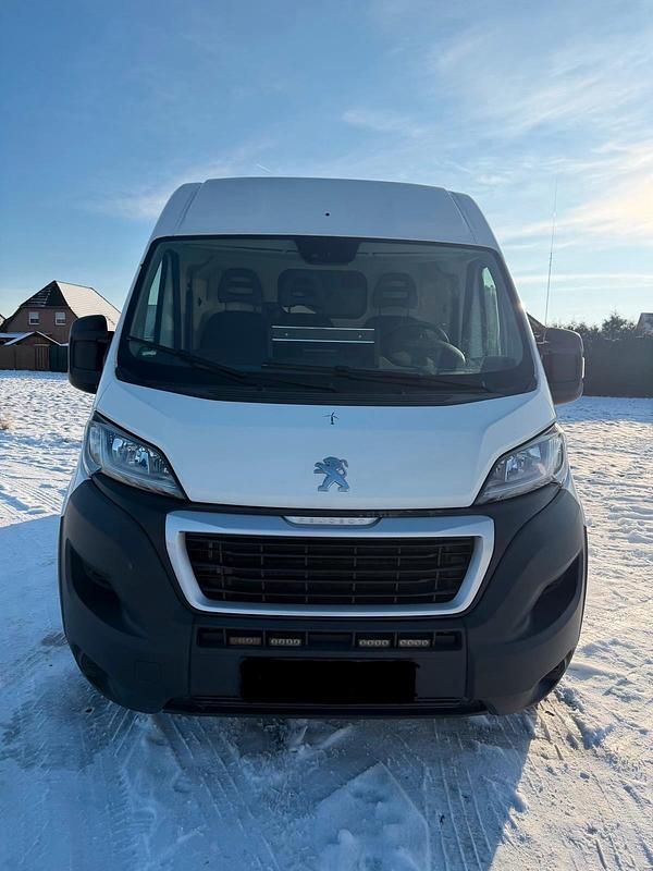 Weiß Gebraucht 2019 Peugeot Boxer Van | 11.450 € (Superpreis) - Bild 1/4