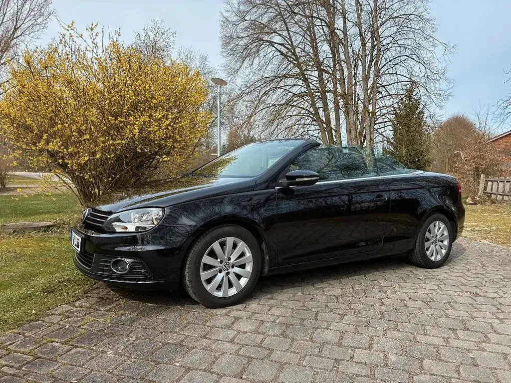 Second-hand VW Eos 122 CP (89 kW) 2012 Negru Cabrio