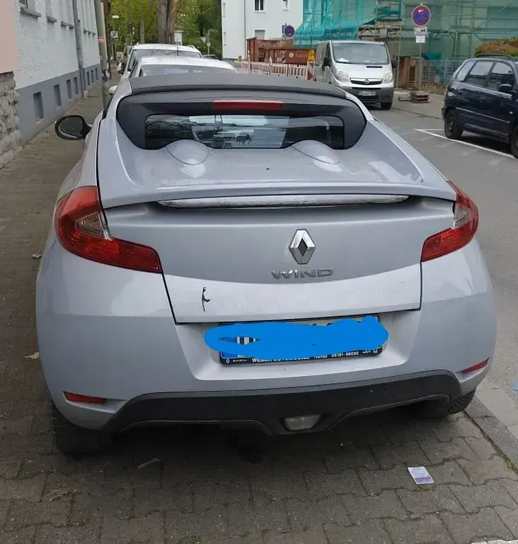 Gebraucht Renault Wind Dynamique 102 PS (75 kW) 2011 Grau Cabrio