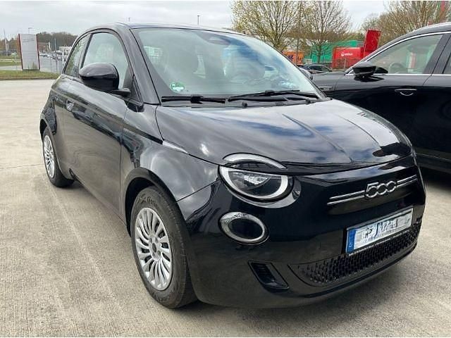 Gebraucht Fiat 500e Action 69 kW (95 PS) 2023 Schwarz Kleinwagen
