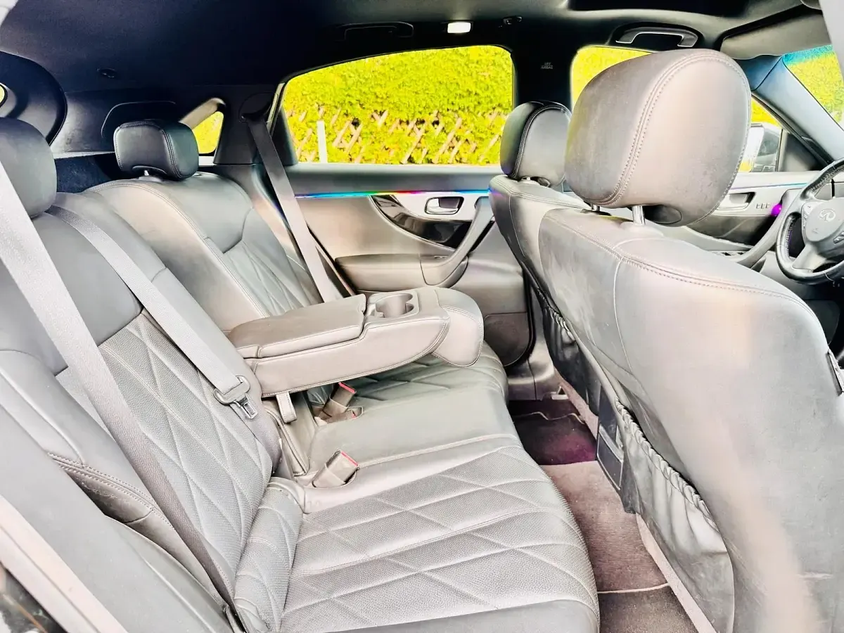 Gebraucht Infiniti Fx30 Premium 238 PS (175 kW) 2011 Schwarz SUV