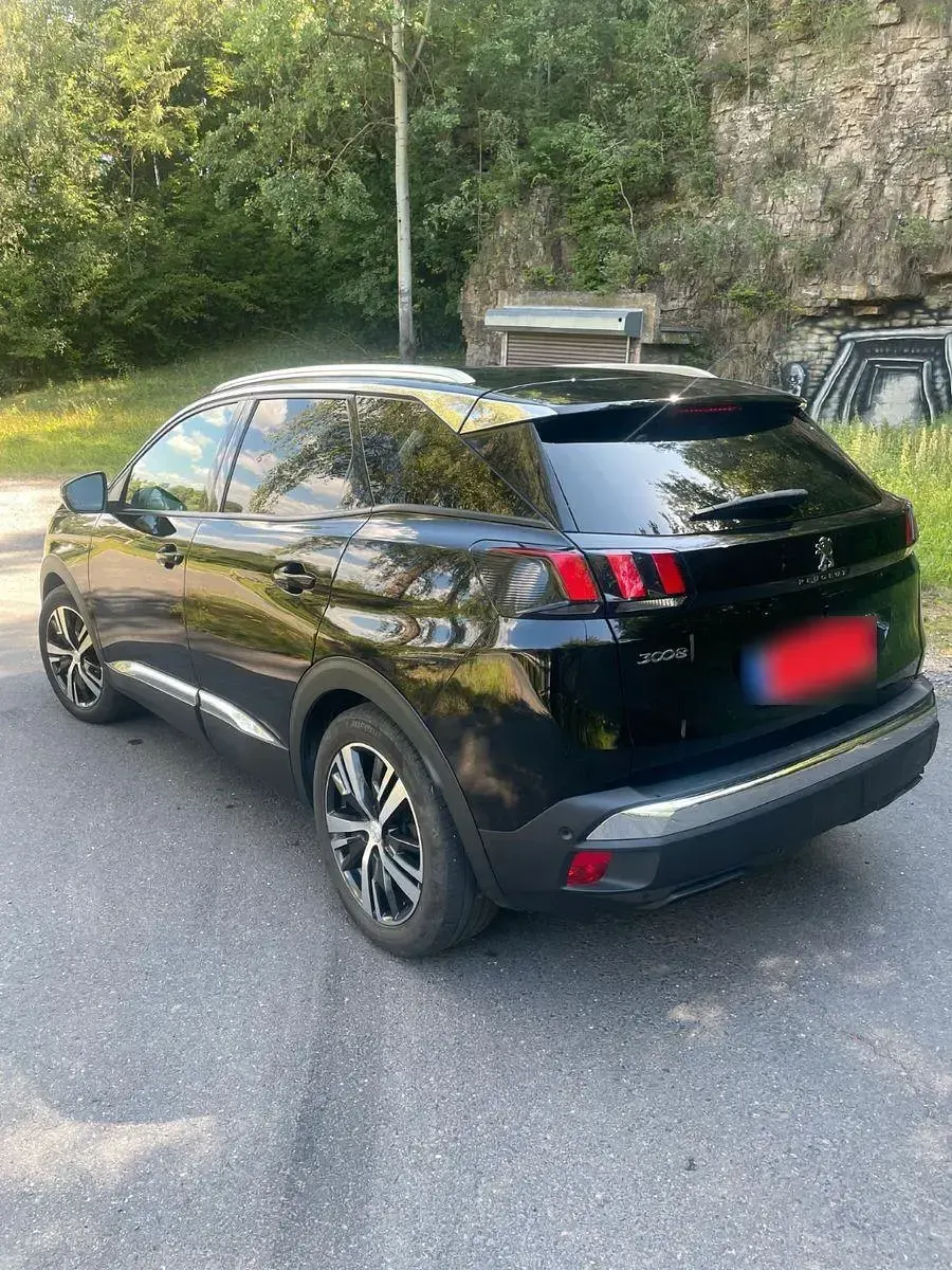 Gebraucht Peugeot 3008 Allure 131 PS (96 kW) 2018 Schwarz SUV