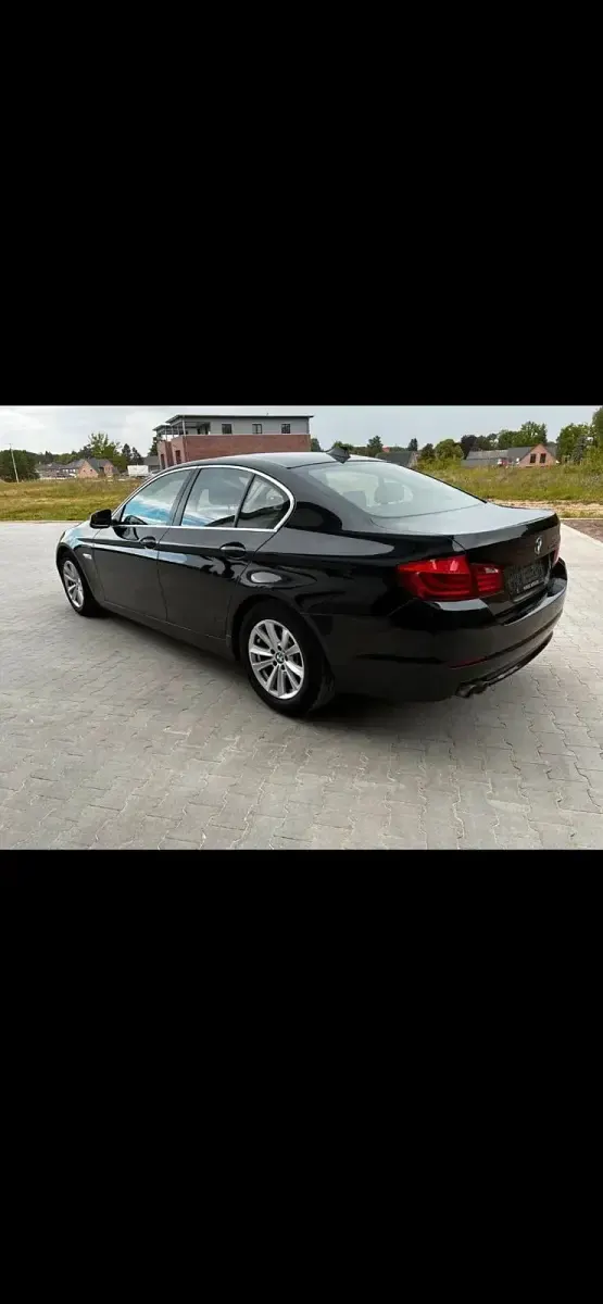 Gebraucht BMW 520 184 PS (135 kW) 2013 Schwarz Limousine